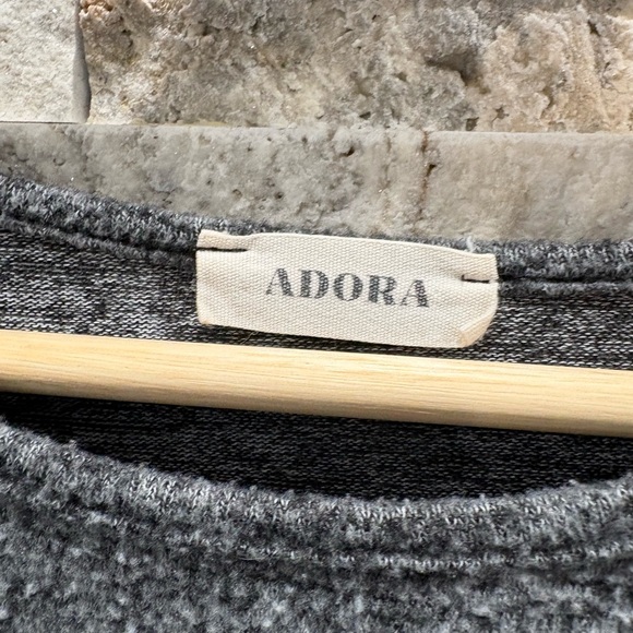 ADORA Charcoal Knit Top size S check measurements - Picture 3 of 6